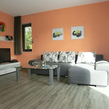 Kleeblatthaus Putbus Ruegen Apartment Room photo