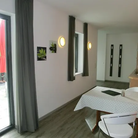 Kleeblatthaus Putbus Ruegen Apartment Room photo