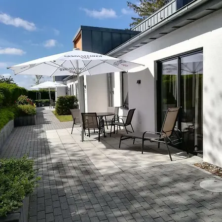 Kleeblatthaus Putbus Ruegen Apartment Exterior photo